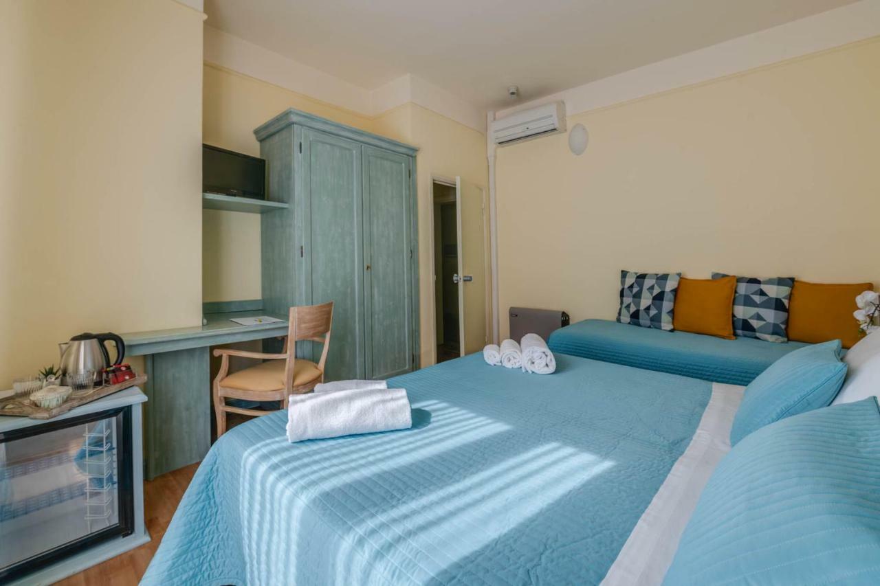 מרינה די צ'צ'ינה Hotel Massimo מראה חיצוני תמונה